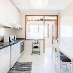 Sunshine Flat Espinho (Aveiro)
