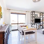Sunshine Flat *